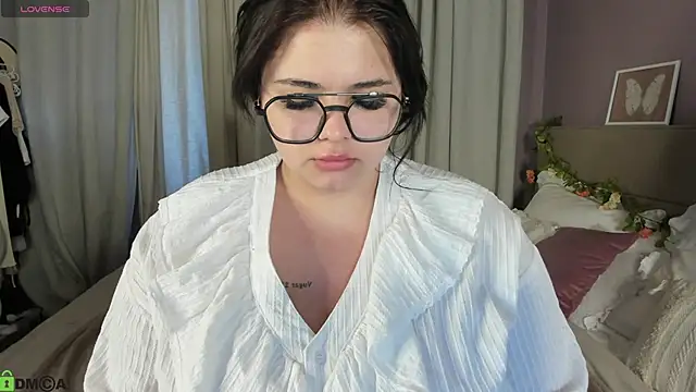 Snapshot of Annet_Nel1son chatting on 05-01-26, 02:05 Annet Nel1son online show from 05-01-26, 02:05