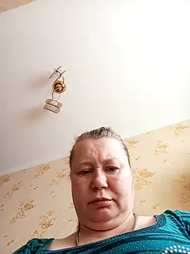 Snapshot of KiraStanton chatting on 05-02-26, 11:48 KiraStanton online show from 05-02-26, 11:48