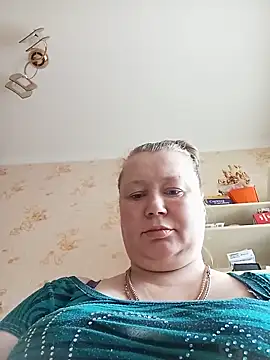 Snapshot of KiraStanton chatting on 05-21-26, 03:30 KiraStanton online show from 05-21-26, 03:30