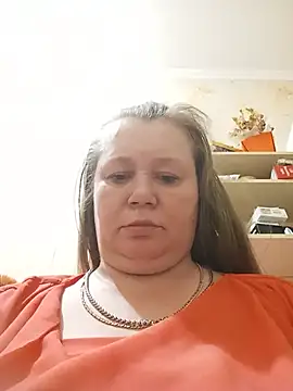 Snapshot of KiraStanton chatting on 06-11-26, 12:32 KiraStanton online show from 06-11-26, 12:32