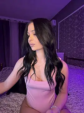 Olivia Noor online show from 05-14-26, 06:15