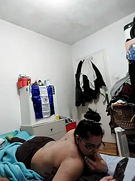 andrea2411 online show from 03-11-26, 11:00