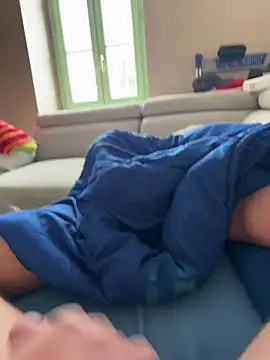 foudesexe23 online show from 03-10-26, 01:16