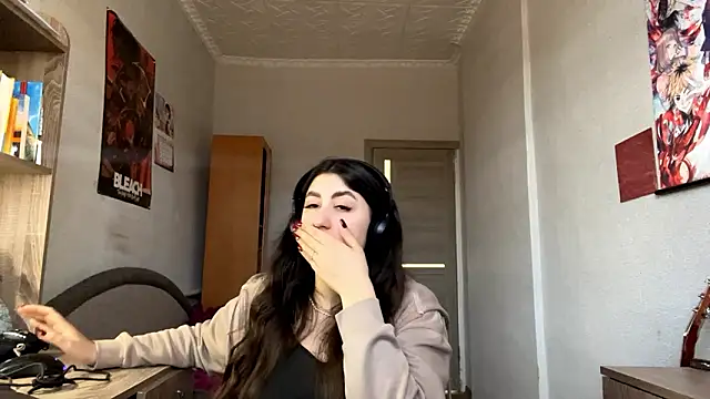 Snapshot of AshlynWabasha chatting on 03-05-26, 01:18 AshlynWabasha online show from 03-05-26, 01:18