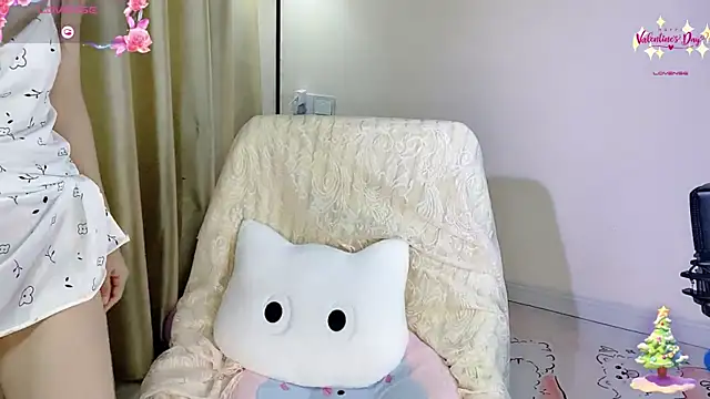 okyssa online show from 06-06-26, 03:11