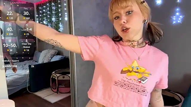 Snapshot of ZyrelihVayne chatting on 03-01-26, 06:59 ZyrelihVayne online show from 03-01-26, 06:59