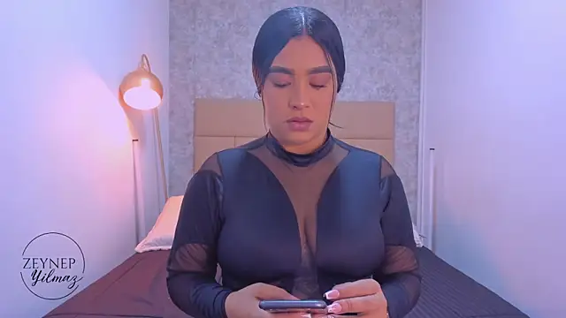 ZeynepYilmaz online show from 04-27-26, 08:18