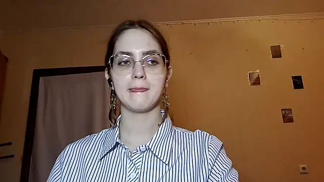 Katelemon online show from 04-19-26, 02:27