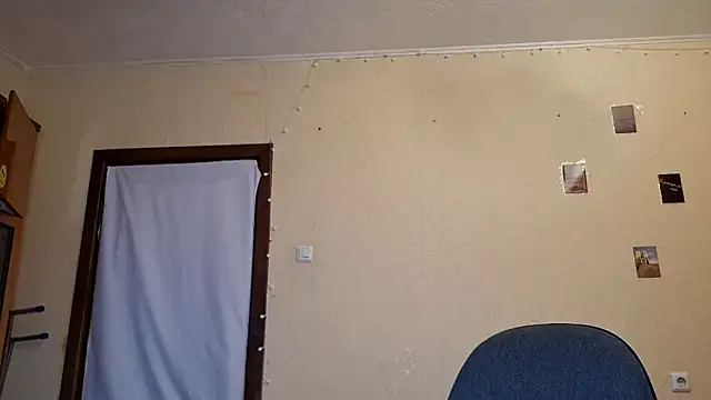 Katelemon online show from 04-19-26, 06:10