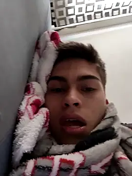 Snapshot of bbluchito chatting on 03-07-26, 12:46 bbluchito online show from 03-07-26, 12:46