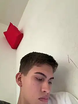 Snapshot of bbluchito chatting on 03-08-26, 05:17 bbluchito online show from 03-08-26, 05:17