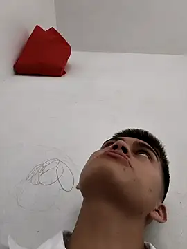 Snapshot of bbluchito chatting on 03-11-26, 06:47 bbluchito online show from 03-11-26, 06:47