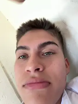 Snapshot of bbluchito chatting on 03-16-26, 01:59 bbluchito online show from 03-16-26, 01:59