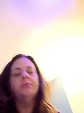 Snapshot of sexyhotcheryl chatting on 05-26-26, 11:17 sexyhotcheryl online show from 05-26-26, 11:17