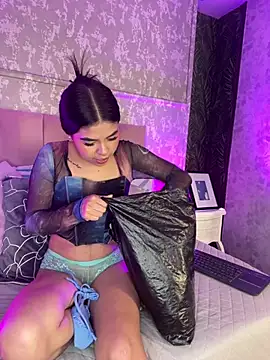 Ambarina  online show from 04-29-26, 11:25