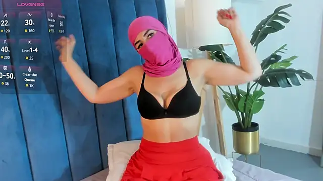  jamiila online show from 04-22-26, 06:42