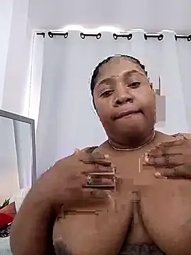 Snapshot of Megan-Small chatting on 02-26-26, 08:30 Megan-Small online show from 02-26-26, 08:30