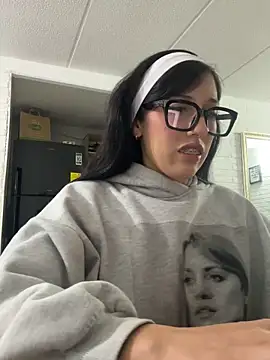 Snapshot of susi_chimm chatting on 03-10-26, 01:21 susi chimm online show from 03-10-26, 01:21