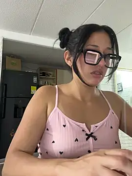 Snapshot of susi_chimm chatting on 03-13-26, 02:29 susi chimm online show from 03-13-26, 02:29