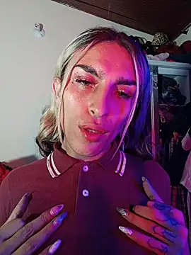 Snapshot of Crys_Talin chatting on 03-04-26, 01:00 Crys Talin online show from 03-04-26, 01:00