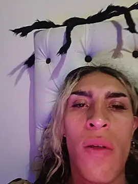 Snapshot of Crys_Talin chatting on 03-11-26, 03:34 Crys Talin online show from 03-11-26, 03:34