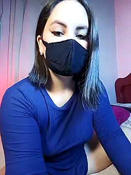 aiuniee hot online show from 04-20-26, 06:09