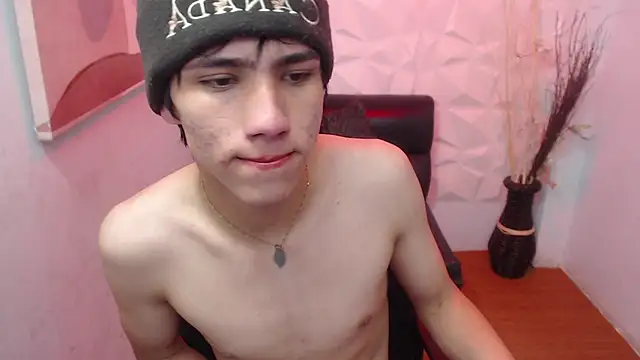 Snapshot of Stich_23 chatting on 03-09-26, 02:21 Stich 23 online show from 03-09-26, 02:21