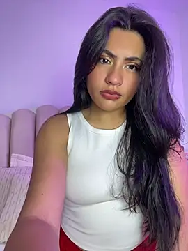 Snapshot of celeste_z chatting on 06-24-26, 12:37 celeste z online show from 06-24-26, 12:37