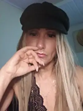 anajulia10 online show from 07-06-26, 04:42