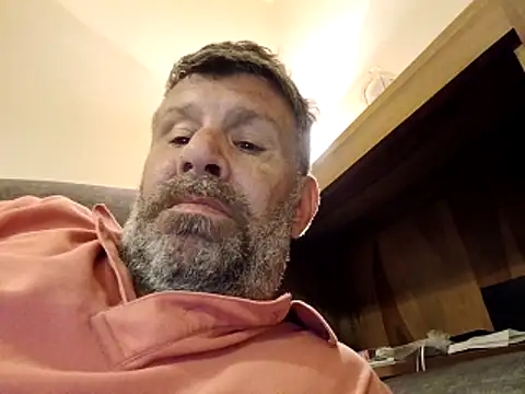 stud2512 online show from 05-15-26, 08:49