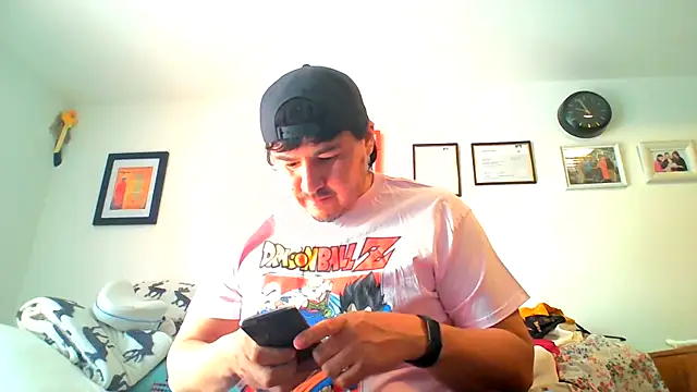 Snapshot of Bouncywarrior chatting on 03-06-26, 02:57 Bouncywarrior online show from 03-06-26, 02:57