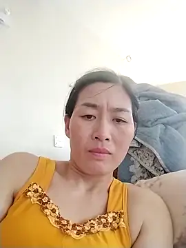 lris-Beauty77 online show from 04-10-26, 07:24