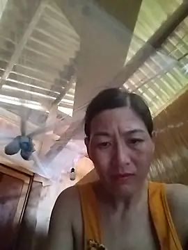 Snapshot of lris-Beauty77 chatting on 05-30-26, 10:12 lris-Beauty77 online show from 05-30-26, 10:12