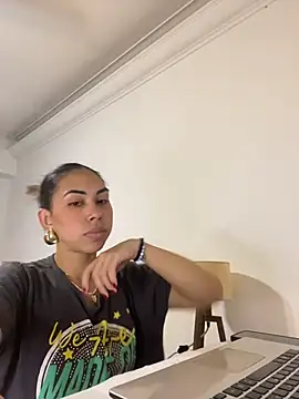 Snapshot of jessens146 chatting on 03-03-26, 03:01 jessens146 online show from 03-03-26, 03:01