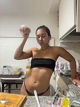 Snapshot of jessens146 chatting on 03-05-26, 01:12 jessens146 online show from 03-05-26, 01:12