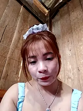 Snapshot of Him_MountainGirl26 chatting on 02-26-26, 08:57 Him MountainGirl26 online show from 02-26-26, 08:57