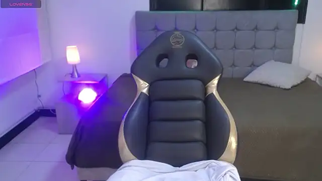 Snapshot of Wendy_1_ chatting on 03-06-26, 03:03 Wendy 1 online show from 03-06-26, 03:03