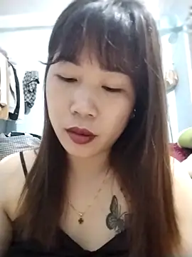 Snapshot of Kiki-vn chatting on 03-10-26, 09:25 Kiki-vn online show from 03-10-26, 09:25