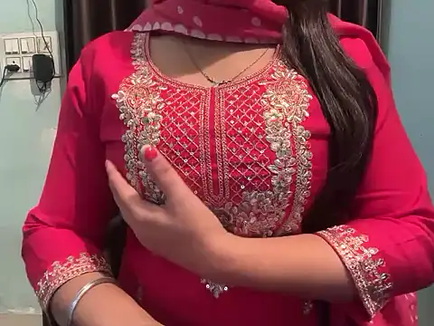 Avneet kaurr1 online show from 04-27-26, 02:20