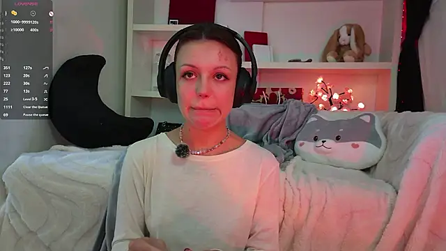 Snapshot of BadPrincessJenny chatting on 03-21-26, 03:11 BadPrincessJenny online show from 03-21-26, 03:11