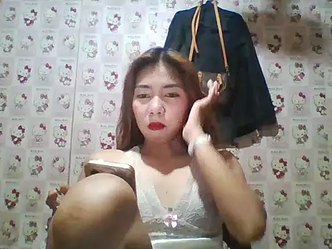 hot sexy27 online show from 06-12-26, 05:50