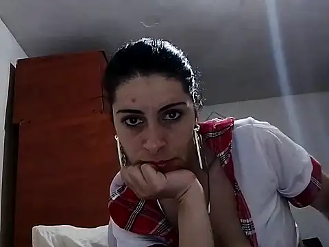 tefutbin3 online show from 04-08-26, 05:02