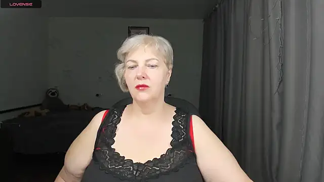 Snapshot of Mary-Leee chatting on 06-14-26, 09:00 Mary-Leee online show from 06-14-26, 09:00