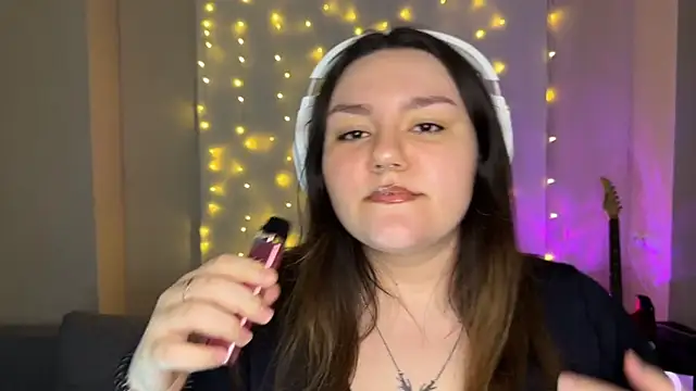 RiotKitten1 online show from 02-28-26, 02:34