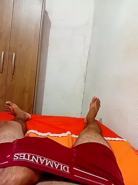 Snapshot of erotil_1 chatting on 06-25-26, 03:39 erotil 1 online show from 06-25-26, 03:39