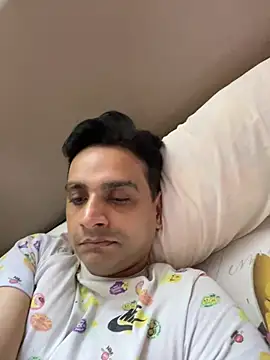 online4u08 online show from 03-11-26, 04:24