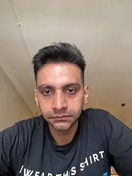 online4u08 online show from 04-09-26, 06:19