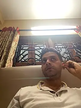 online4u08 online show from 04-09-26, 08:03