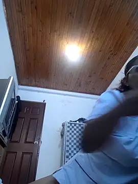 Lorenaluna online show from 04-20-26, 02:42