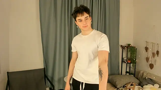 CipherMoth online show from 03-08-26, 08:12